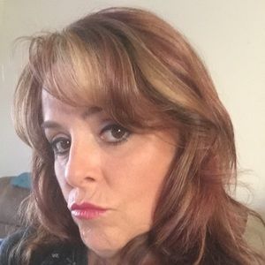 Meet your Posher, Toy